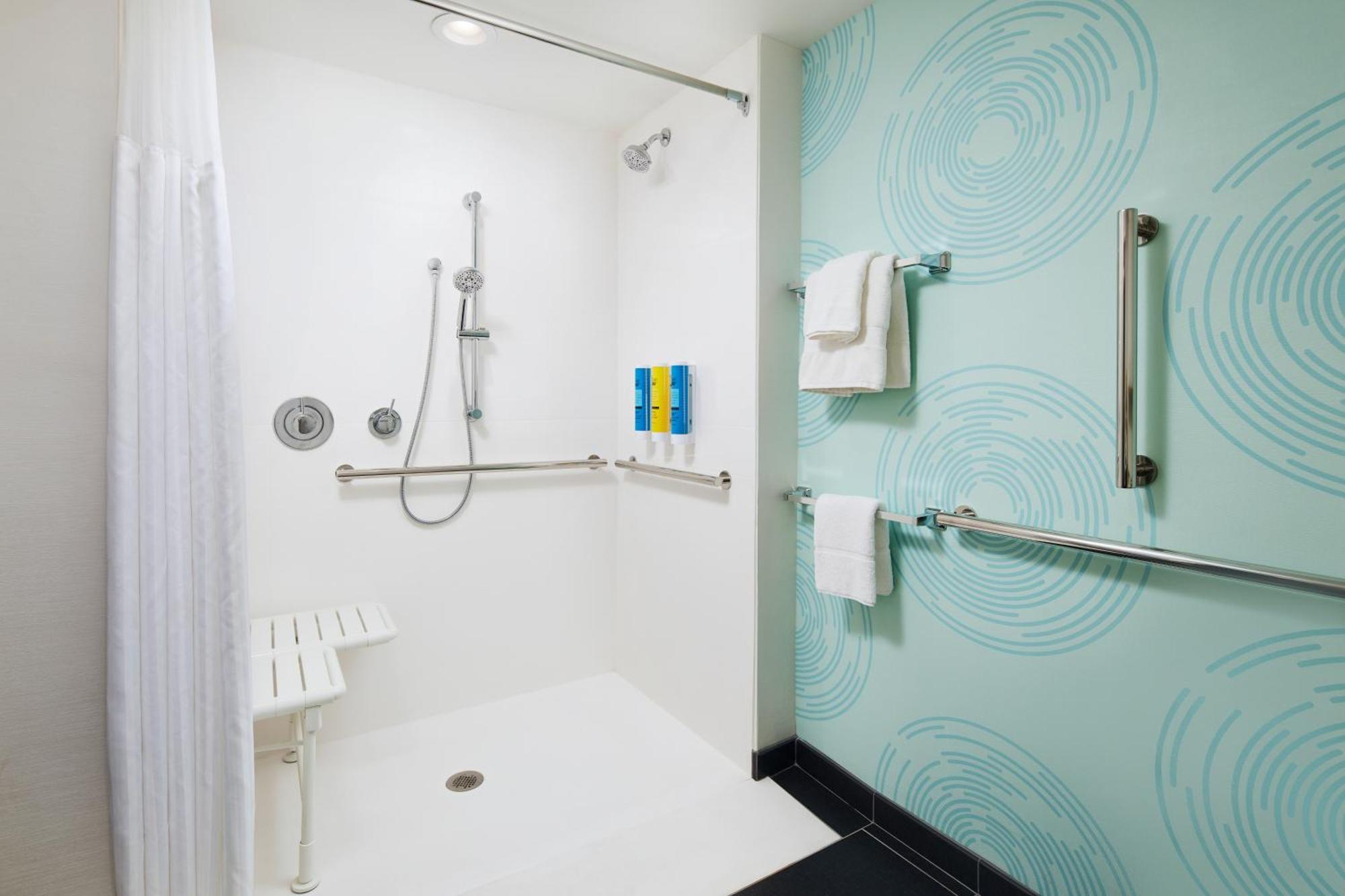 Tru By Hilton Charleston Airport Hotel นอร์ทชาร์ลส์ตัน ภายนอก รูปภาพ