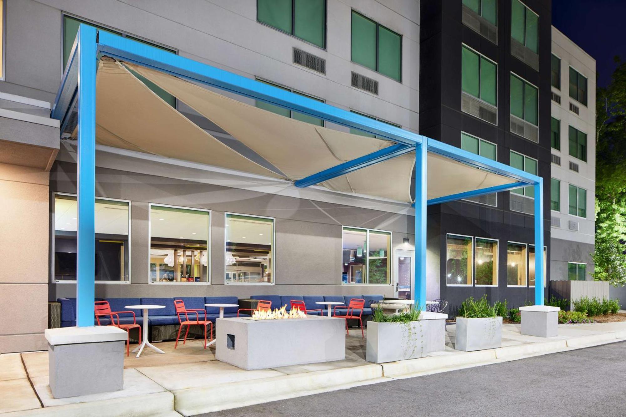 Tru By Hilton Charleston Airport Hotel นอร์ทชาร์ลส์ตัน ภายนอก รูปภาพ